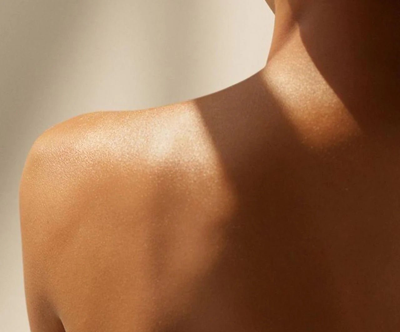How to Stop Eczema Itching: 10 Things That Actually Help - Dermatique Sensitive Skincare